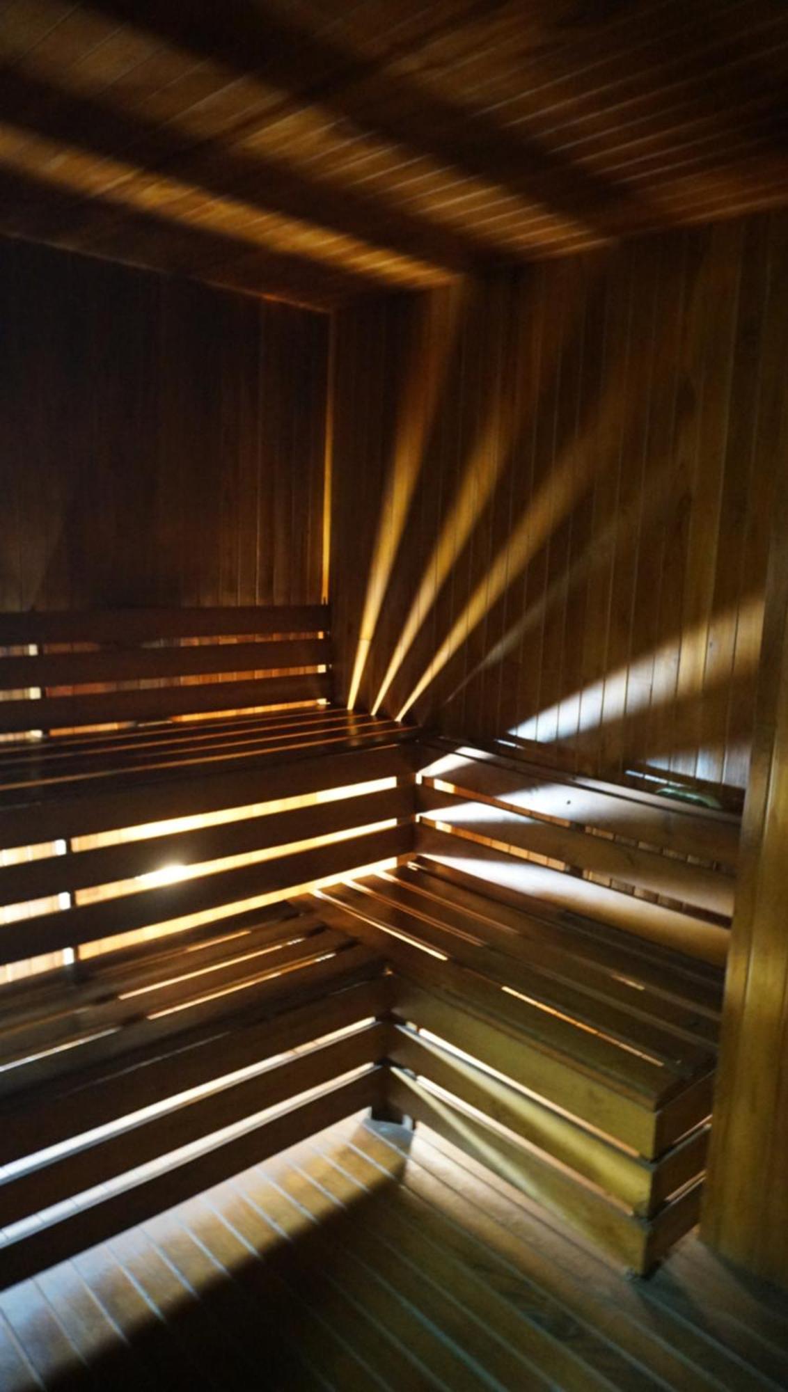 Quo Quality Hotel Manizales Dış mekan fotoğraf The interior of a Finnish sauna