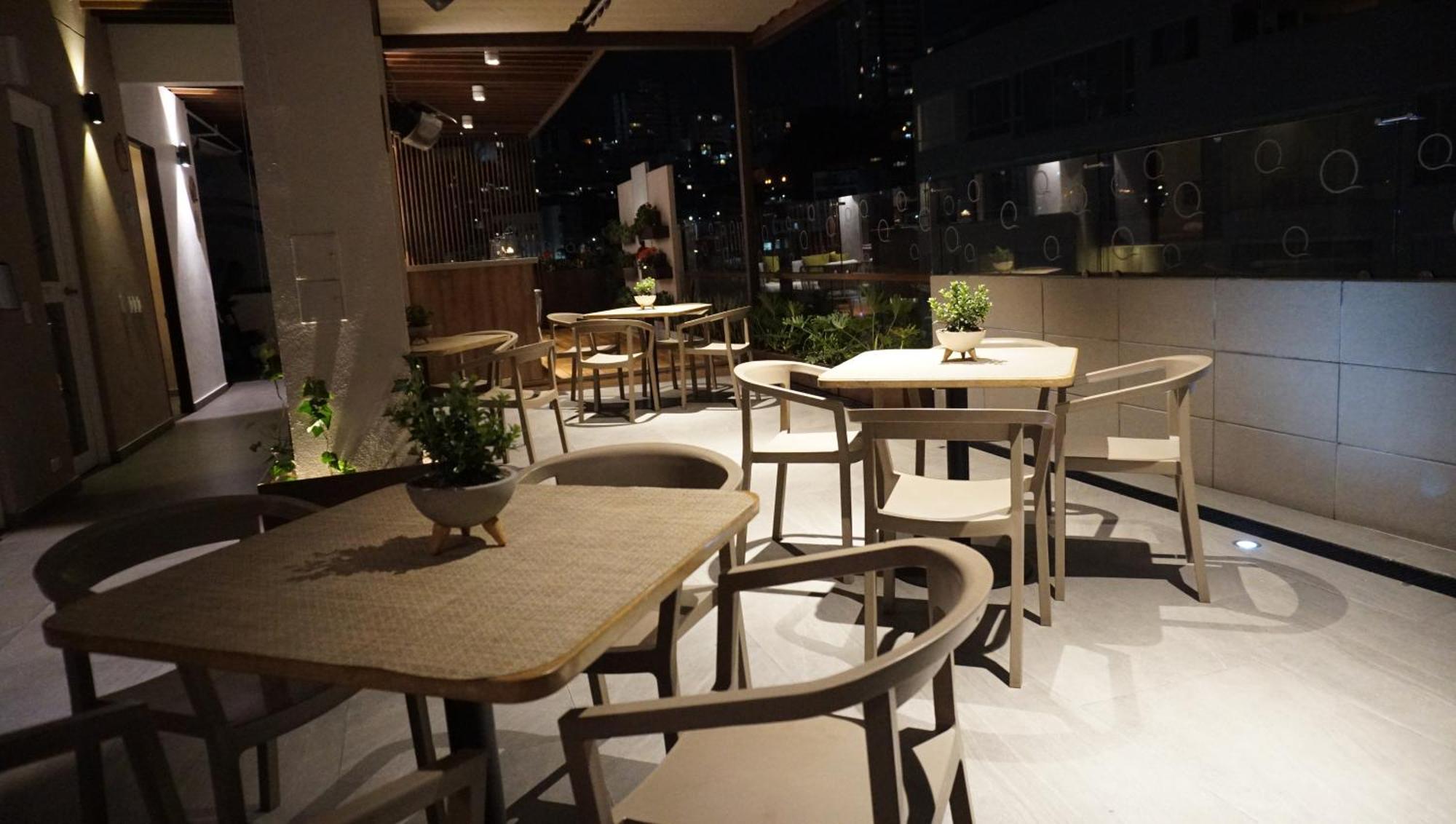 Quo Quality Hotel Manizales Dış mekan fotoğraf The interior of the restaurant