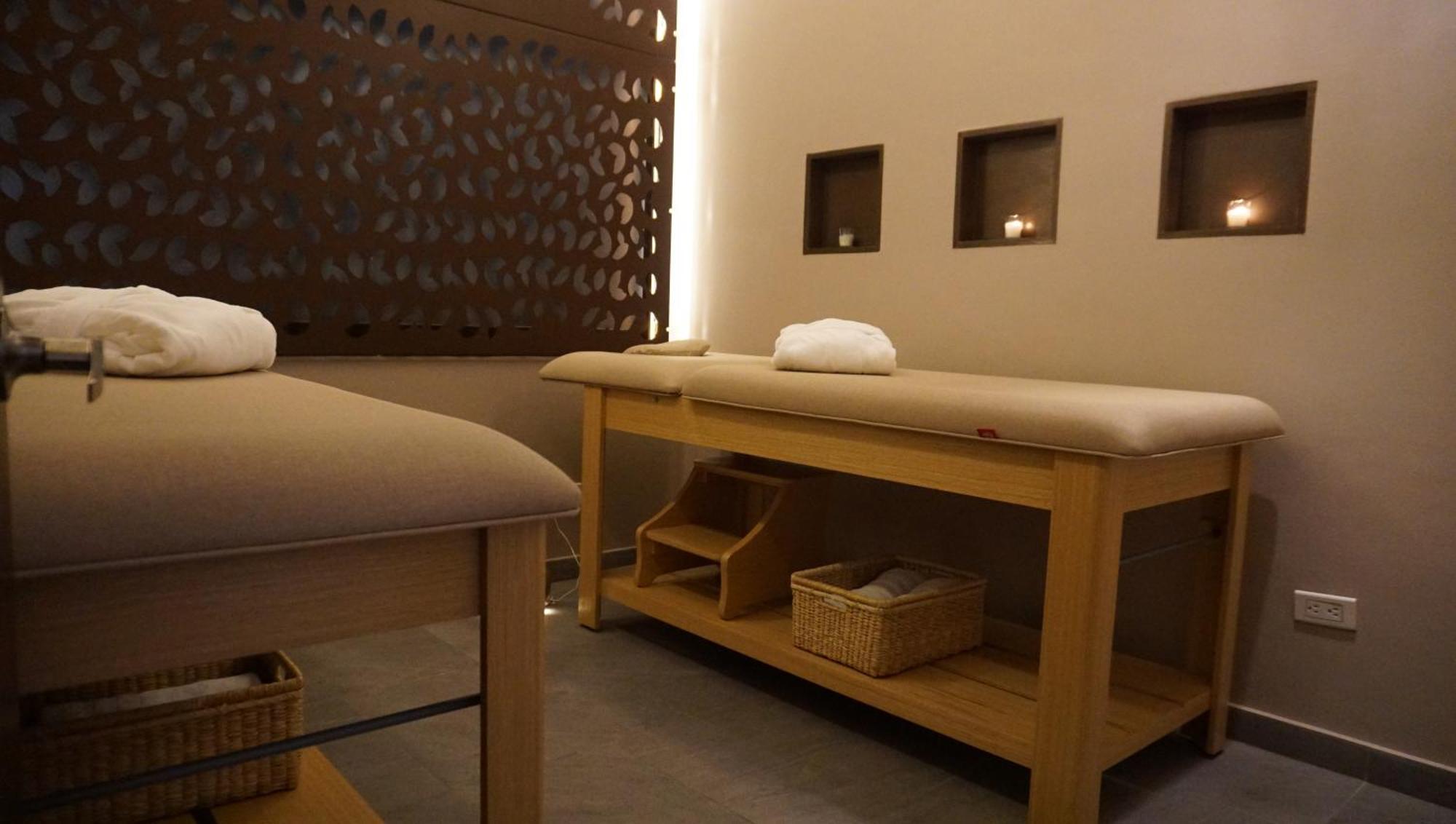 Quo Quality Hotel Manizales Dış mekan fotoğraf Massage table